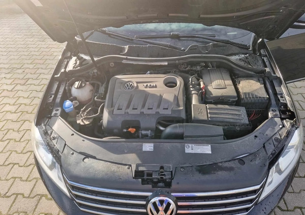 Volkswagen Passat cena 36000 przebieg: 322600, rok produkcji 2012 z Gryfino małe 106